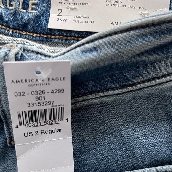 American Eagle distressed jeans - Picture 4 of 5